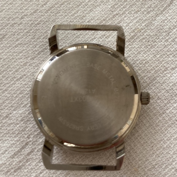 COPY - Watch with 2 arm bands . Works great. Can buy more arm bands. - Picture 4 of 10